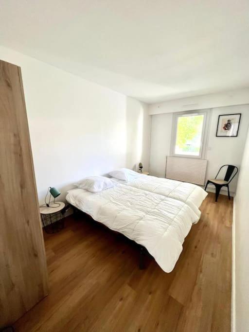 Superbe Appartement Avec Parking La Rochelle  Exteriör bild