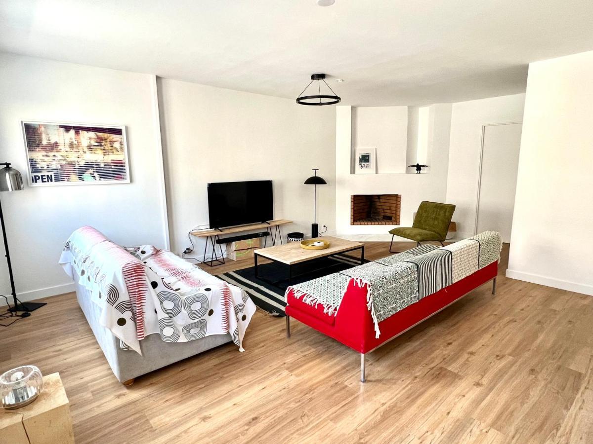 Superbe Appartement Avec Parking La Rochelle  Exteriör bild